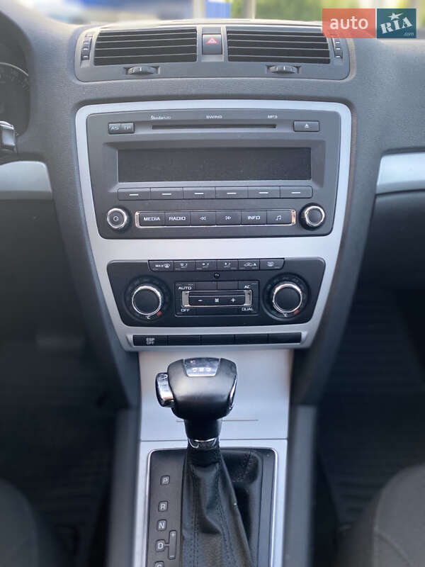 Универсал Skoda Octavia 2009 в Староконстантинове фото 26 Универсал Skoda Octavia 2009 в Староконстантинове