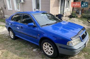 Лифтбек Skoda Octavia 2000 в Кропивницком
