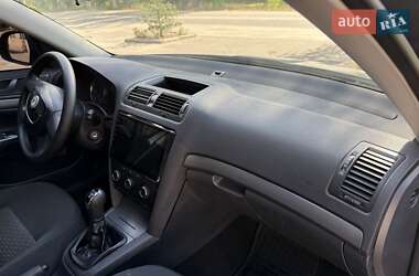 Лифтбек Skoda Octavia 2012 в 