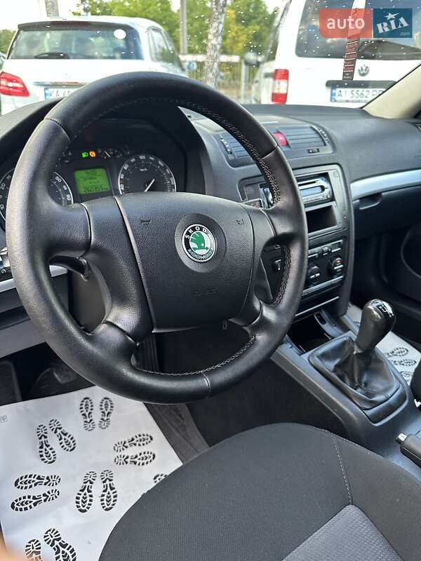 Универсал Skoda Octavia 2008 в Смеле