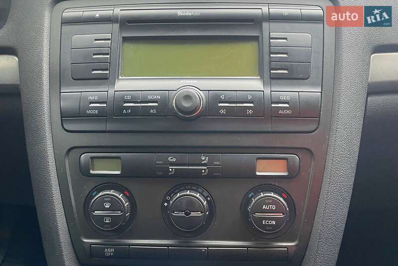 Лифтбек Skoda Octavia 2005 в Львове