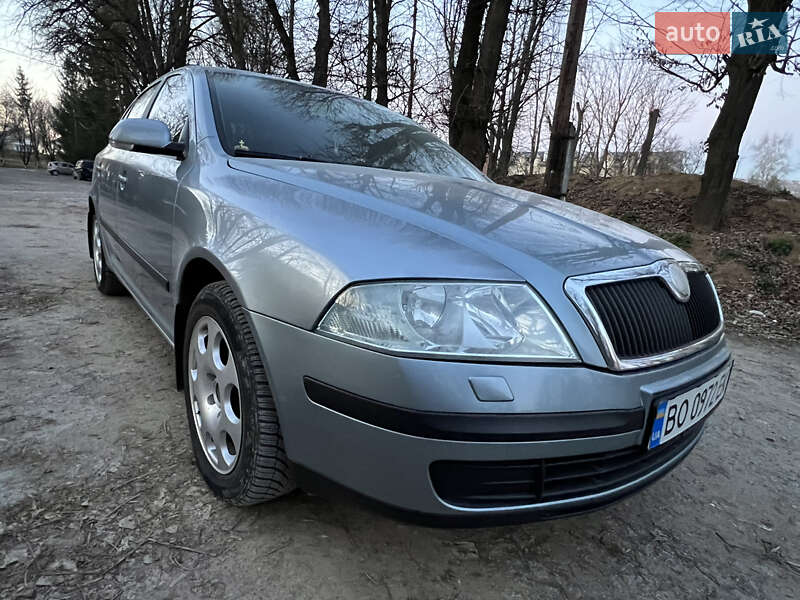 Лифтбек Skoda Octavia 2006 в Чорткове