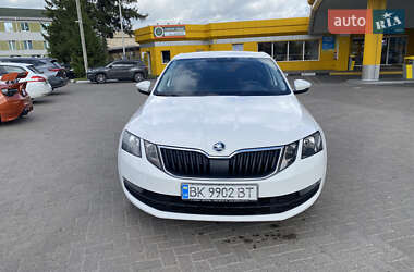 Лифтбек Skoda Octavia 2017 в 