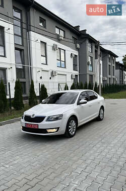 Лифтбек Skoda Octavia 2014 в Ужгороде