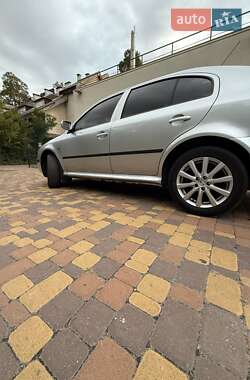 Лифтбек Skoda Octavia 2008 в 