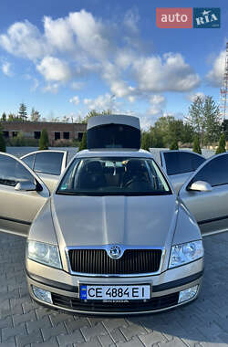 Лифтбек Skoda Octavia 2004 в Новоднестровске