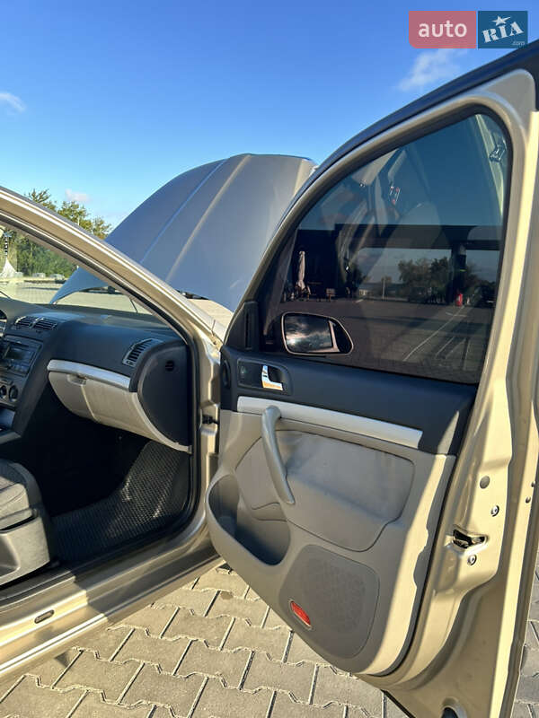 Лифтбек Skoda Octavia 2004 в Новоднестровске фото 22 Лифтбек Skoda Octavia 2004 в Новоднестровске