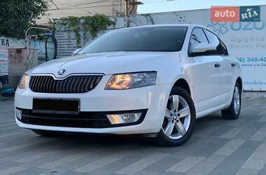 Лифтбек Skoda Octavia 2015 в 