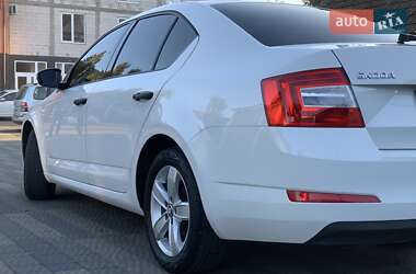 Лифтбек Skoda Octavia 2015 в 