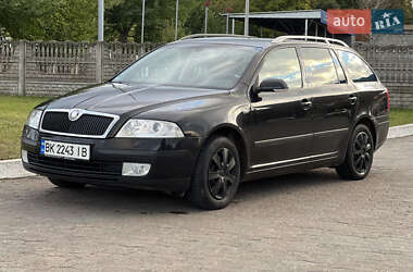 Универсал Skoda Octavia 2008 в Ровно