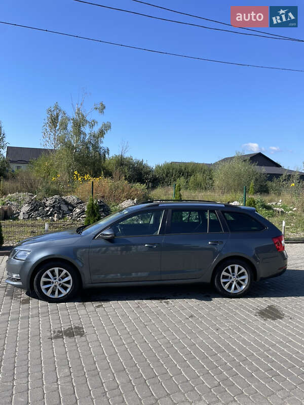 Универсал Skoda Octavia 2017 в Надворной