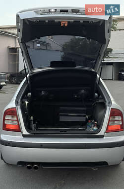 Лифтбек Skoda Octavia 2005 в 