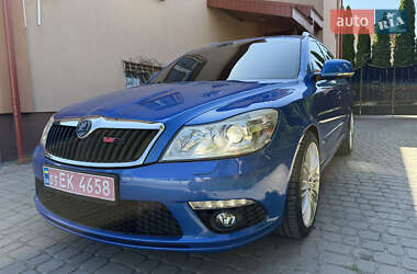 Универсал Skoda Octavia 2010 в 