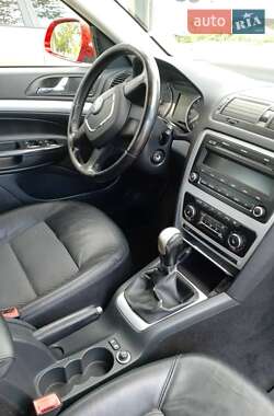 Універсал Skoda Octavia 2010 в Бродах