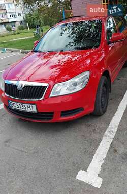 Универсал Skoda Octavia 2010 в Бродах