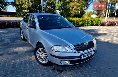 Лифтбек Skoda Octavia 2010 в Виннице