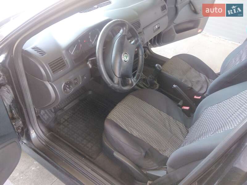 Ліфтбек Skoda Octavia 2005 в Буську