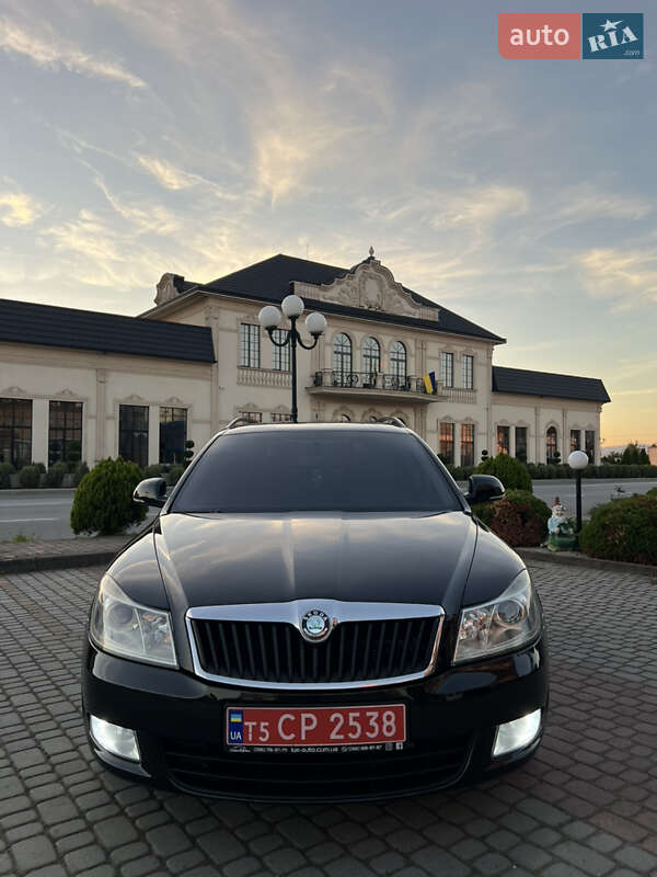 Универсал Skoda Octavia 2012 в Мукачево