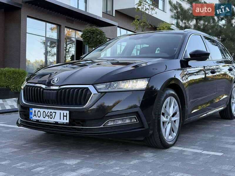 Универсал Skoda Octavia 2020 в Ужгороде