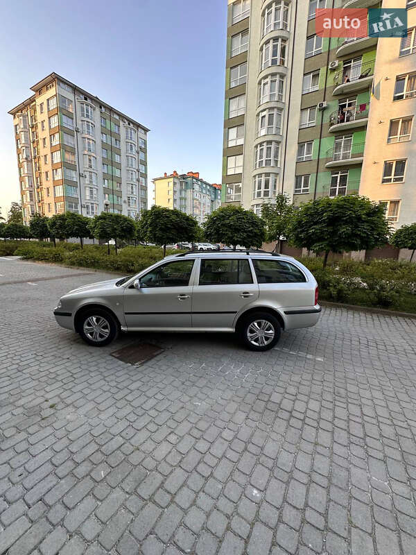 Универсал Skoda Octavia 2004 в Ивано-Франковске