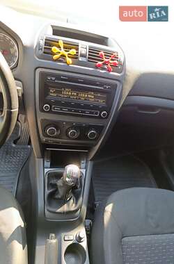Ліфтбек Skoda Octavia 2010 в  фото 22 Ліфтбек Skoda Octavia 2010 в
