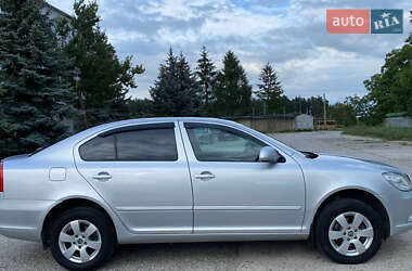 Лифтбек Skoda Octavia 2012 в 