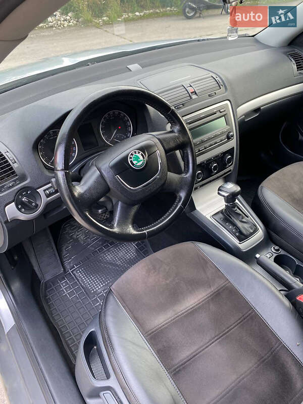 Лифтбек Skoda Octavia 2012 в Нетешине