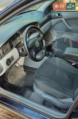 Универсал Skoda Octavia 2003 в 