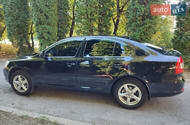 Лифтбек Skoda Octavia 2012 в 