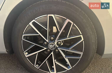 Универсал Skoda Octavia 2021 в 
