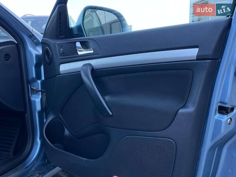 Універсал Skoda Octavia 2011 в Львові фото 36 Універсал Skoda Octavia 2011 в Львові