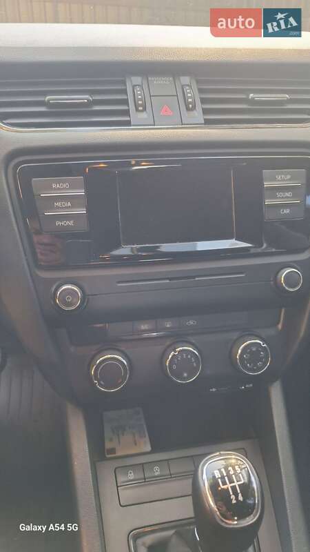 Лифтбек Skoda Octavia 2016 в Киеве