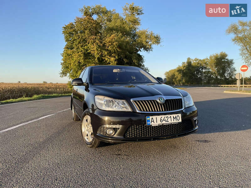 Лифтбек Skoda Octavia 2012 в Ромнах