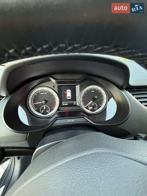 Универсал Skoda Octavia 2019 в Луцке