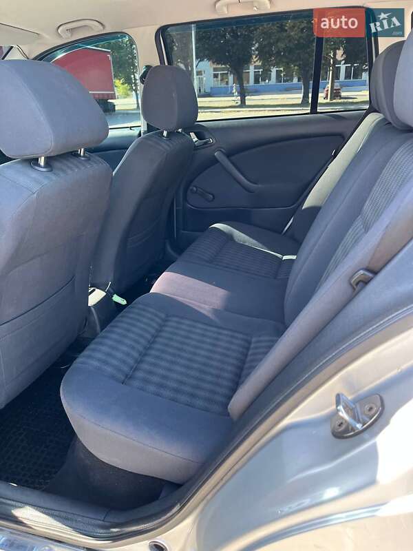 Универсал Skoda Octavia 2007 в Черкассах