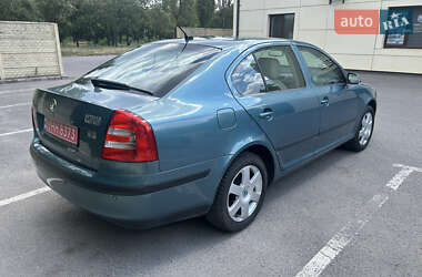 Лифтбек Skoda Octavia 2006 в 