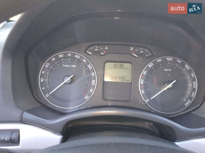 Лифтбек Skoda Octavia 2005 в Нежине