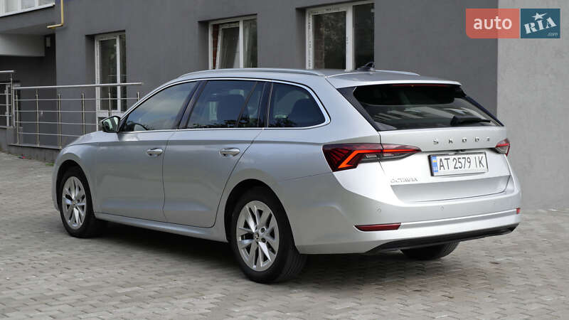 Универсал Skoda Octavia 2020 в Львове