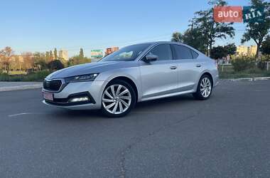 Лифтбек Skoda Octavia 2021 в Кривом Роге