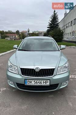 Универсал Skoda Octavia 2010 в Ровно
