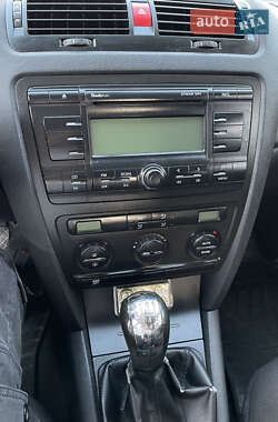 Лифтбек Skoda Octavia 2008 в 