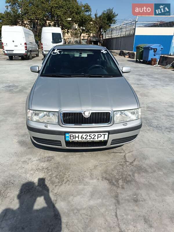 Ліфтбек Skoda Octavia 2002 в Одесі