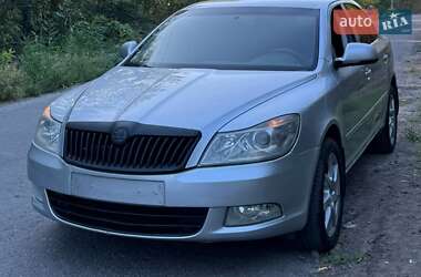 Лифтбек Skoda Octavia 2010 в 