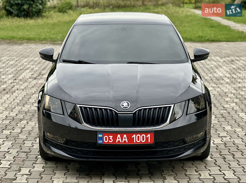 Лифтбек Skoda Octavia 2019 в Луцке