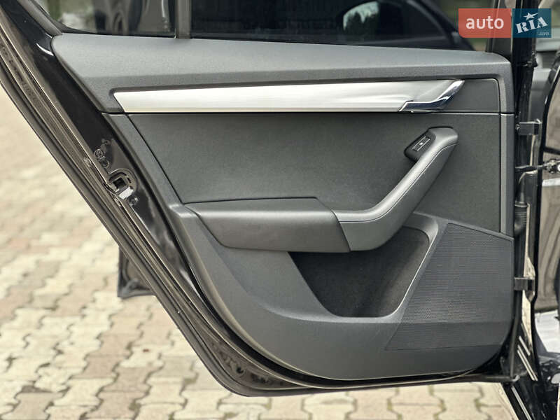 Лифтбек Skoda Octavia 2019 в Луцке