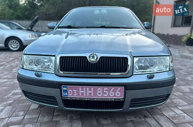 Лифтбек Skoda Octavia 2003 в 