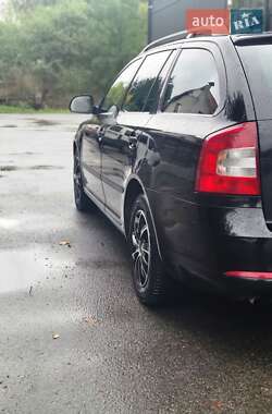 Универсал Skoda Octavia 2011 в 