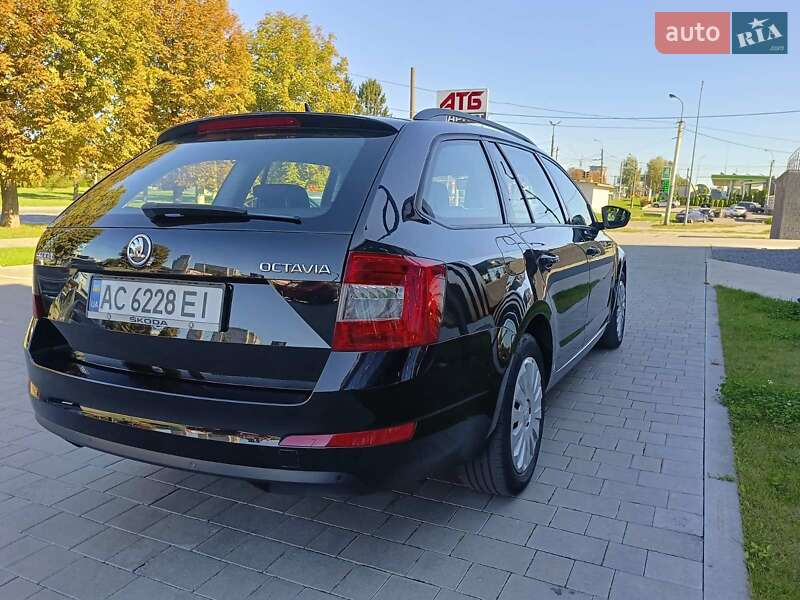 Універсал Skoda Octavia 2014 в Луцьку