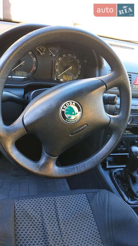 Ліфтбек Skoda Octavia 2006 в Полтаві