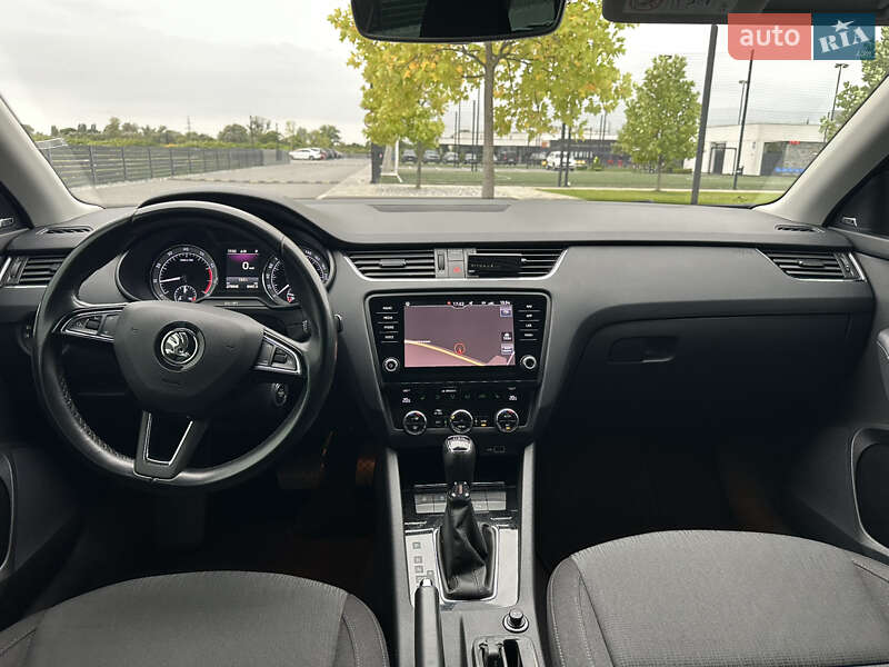 Универсал Skoda Octavia 2019 в Мукачево